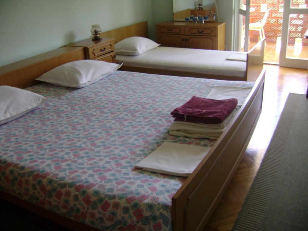 Apartments Aneva Baška Δωμάτιο φωτογραφία